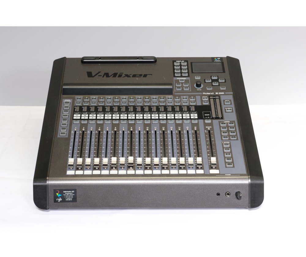 Roland M200